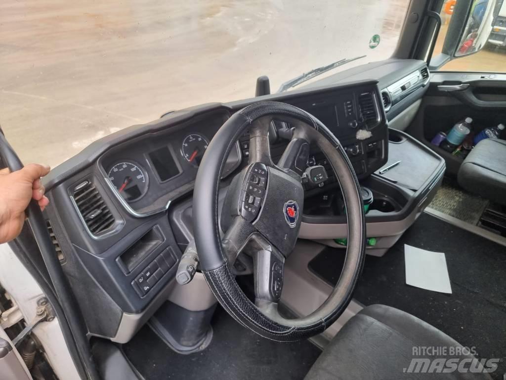 Scania R 450 Nyergesvontatók