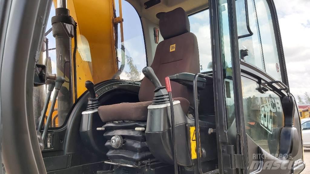 JCB JS 130 LC Lánctalpas kotrók