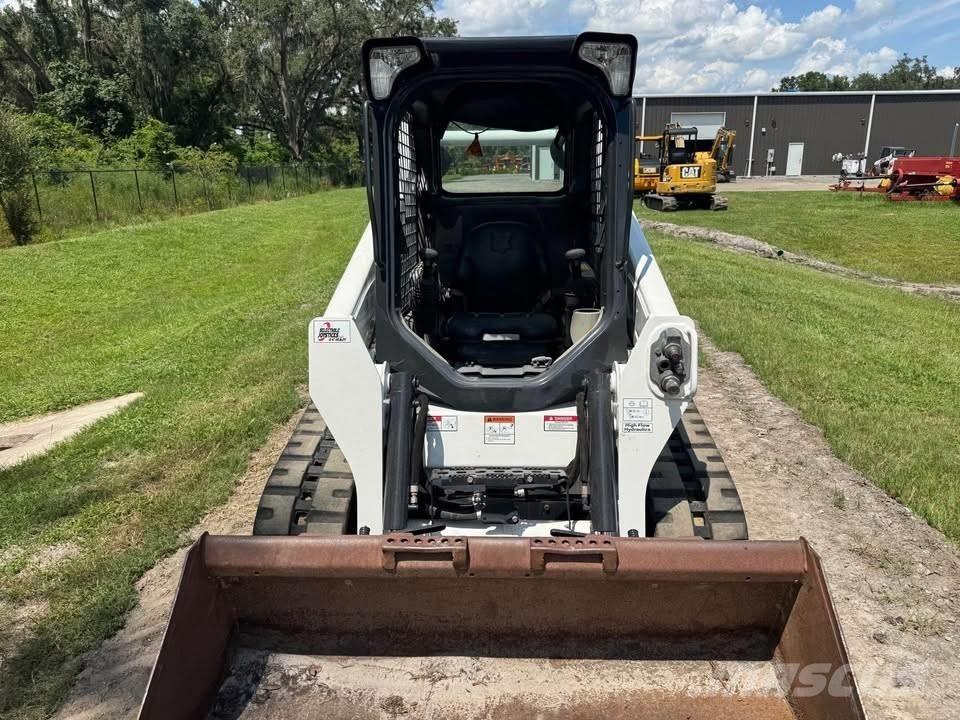 Bobcat T 590 Kompaktrakodók