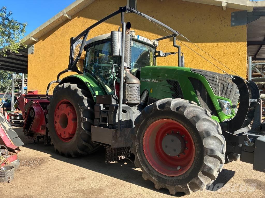 Fendt 933 Vario Traktorok