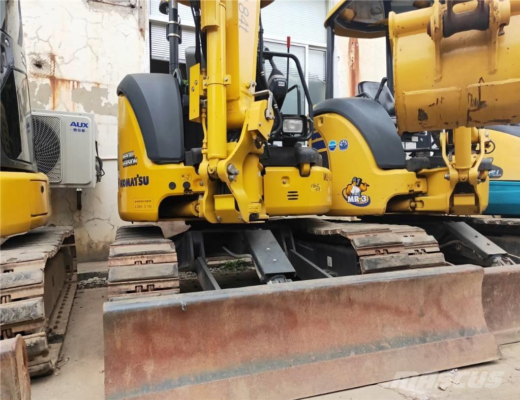 Komatsu PC30MR-5 Mini kotrók < 7t