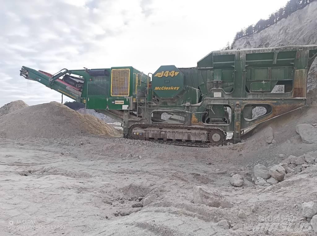 McCloskey J44 Törőgépek