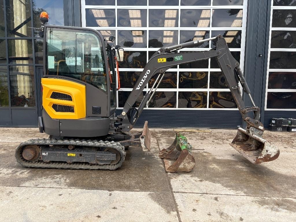 Volvo ECR 25 D Mini kotrók < 7t