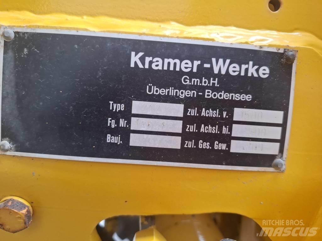 Kramer 212 Gumikerekes homlokrakodók