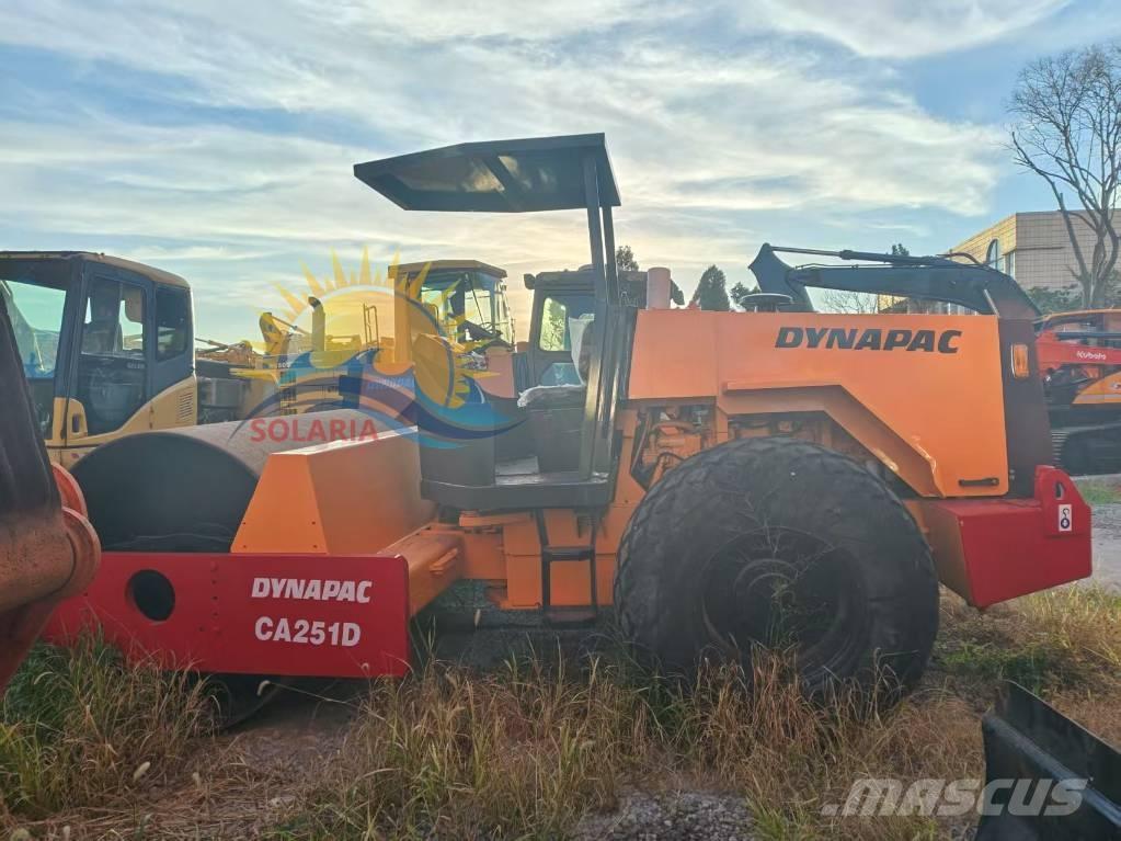 Dynapac CA 251 D Egydobos hengerek