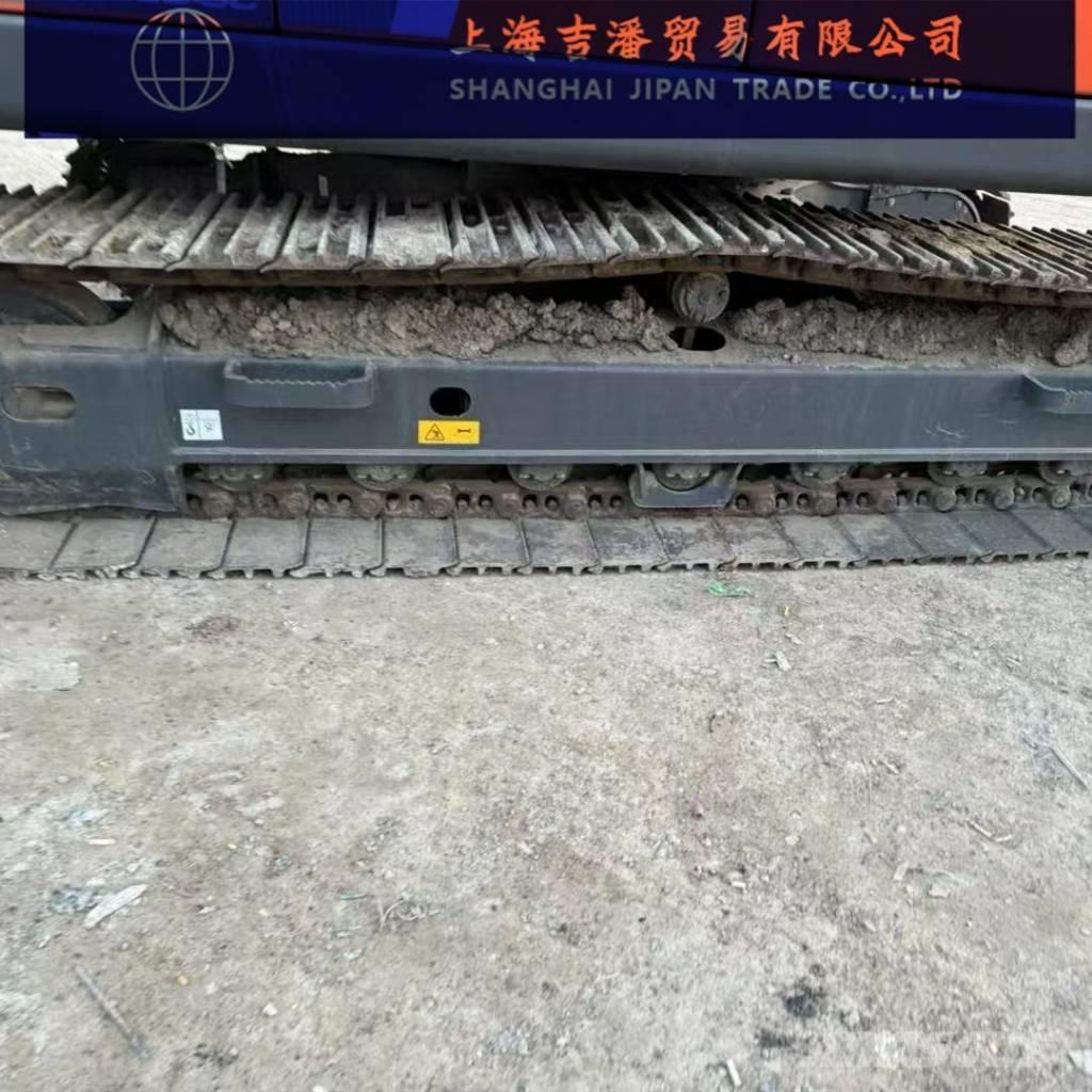 Doosan DX 150 Lánctalpas kotrók