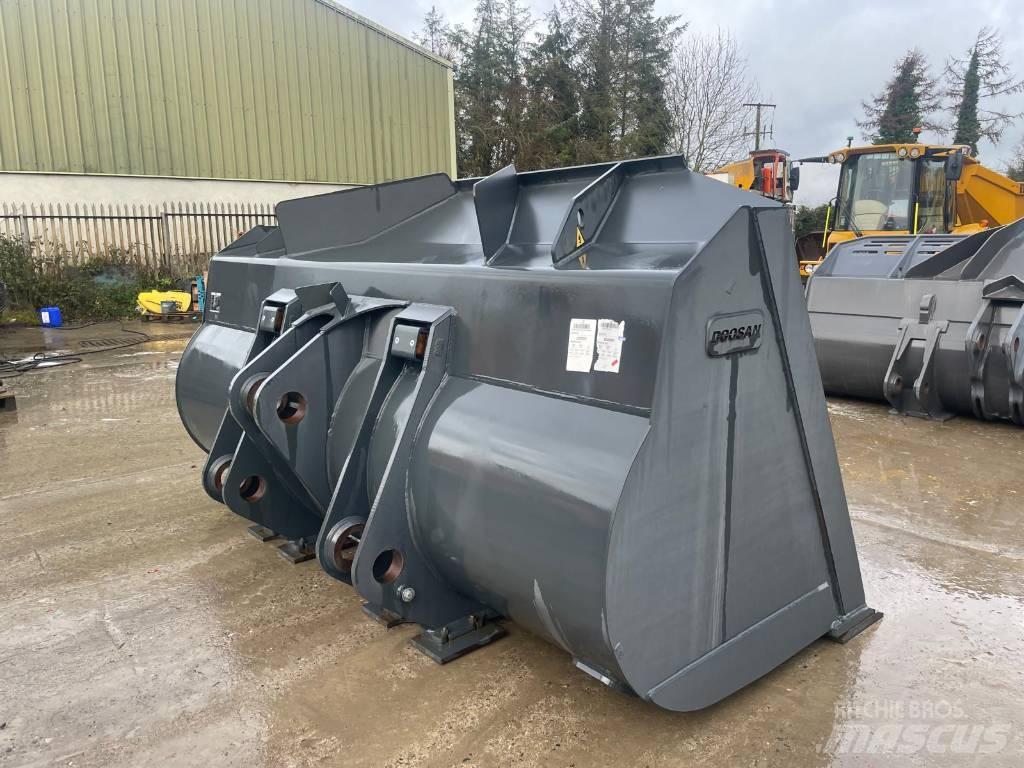 Doosan DL550 bucket Kanalak