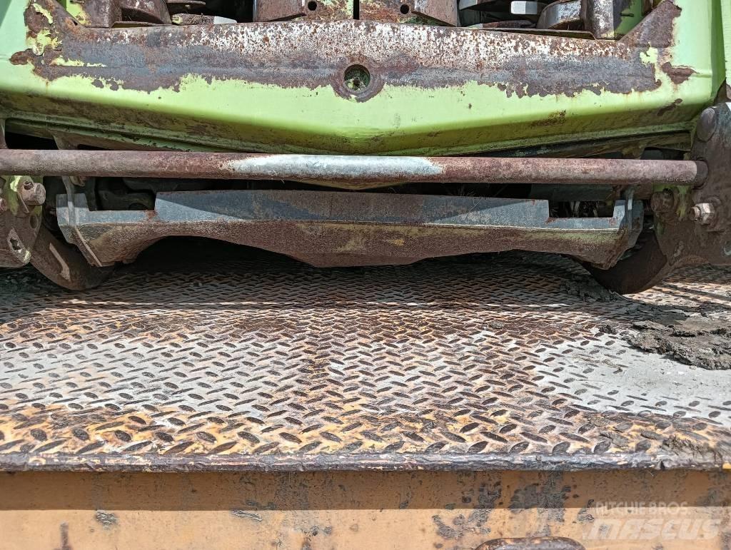 CLAAS Orbis 600 Önjáró szecskázók