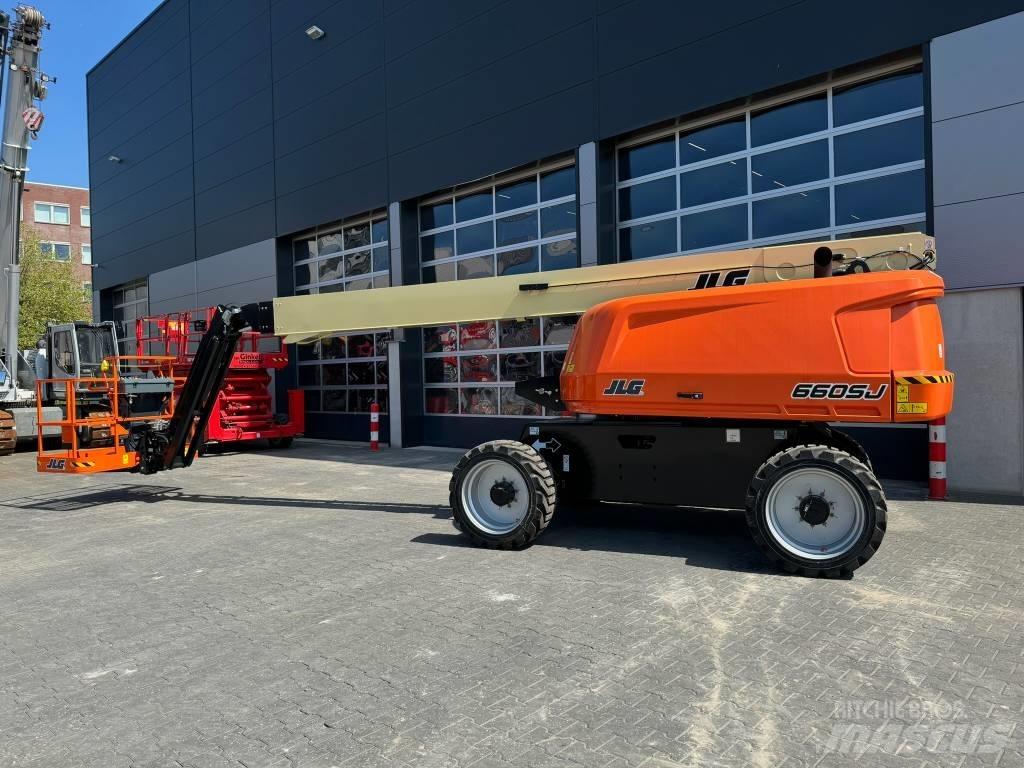 JLG 660SJ Teleszkópos emelők