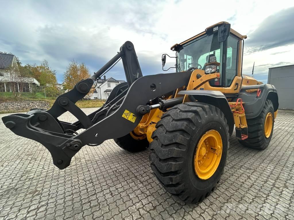 Volvo L110H Gumikerekes homlokrakodók