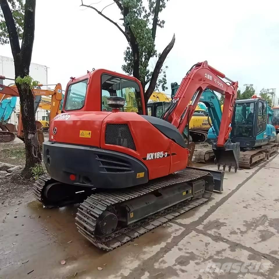 Kubota KX 185-3 Közepes (midi) kotrók 7 t - 12 t