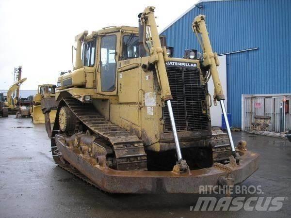 CAT D8N lánctalpas dózerek