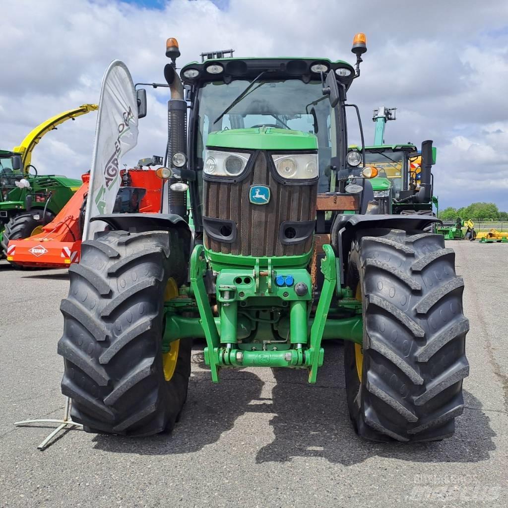 John Deere 6210 R Traktorok