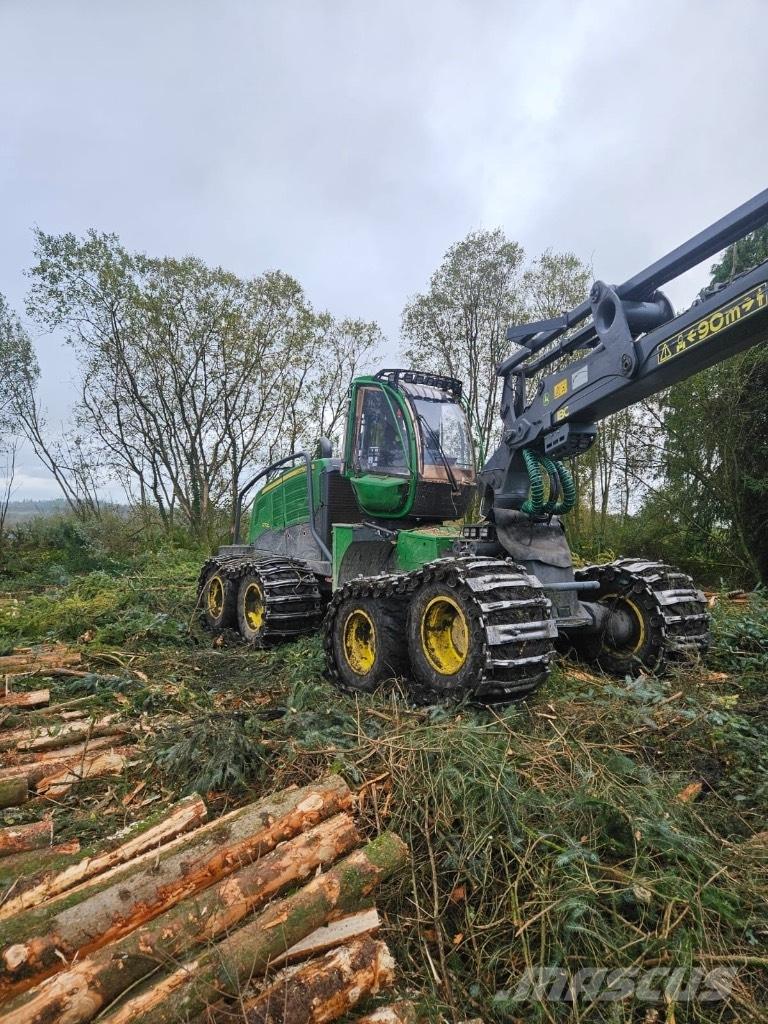 John Deere 1270G 8WD Betakarítók
