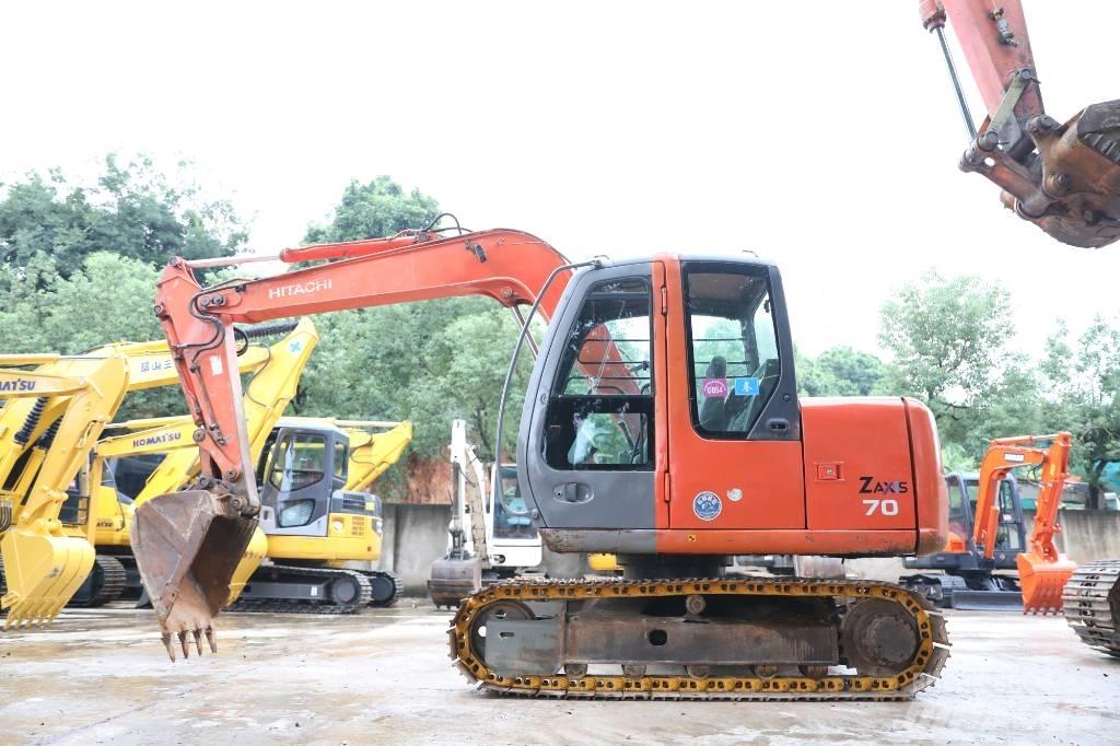 Hitachi ZX 70 Lánctalpas kotrók