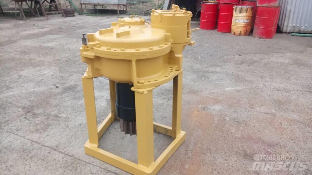 CAT 245 Váltók