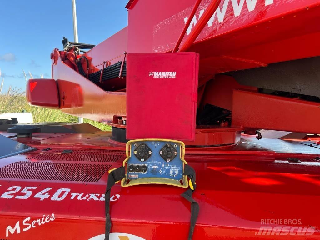 Manitou MRT 2540 Teleszkópos rakodók