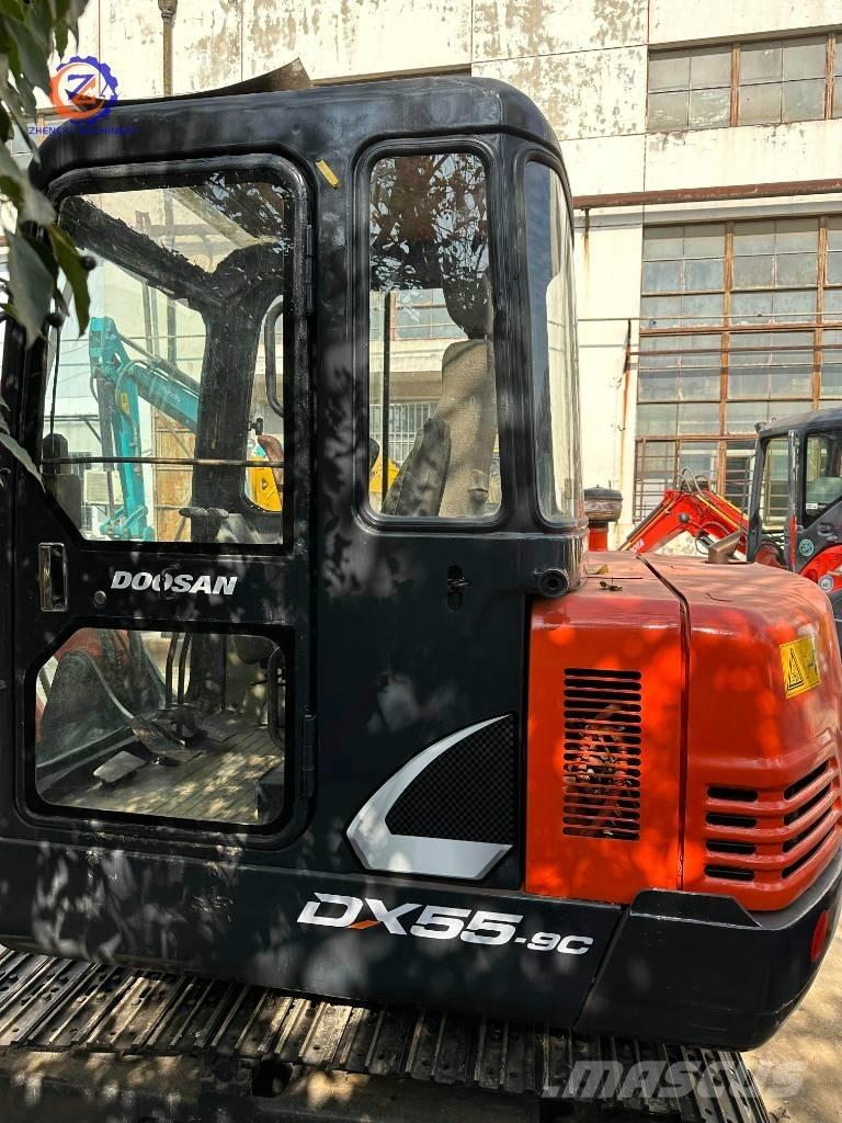 Doosan 55 Mini kotrók < 7t