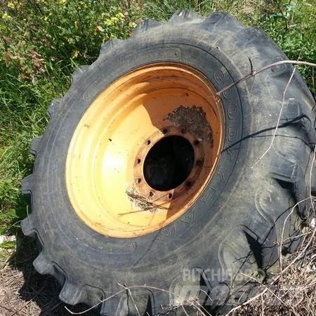 Case 580 SLE Jante Gumiabroncsok, kerekek és felnik