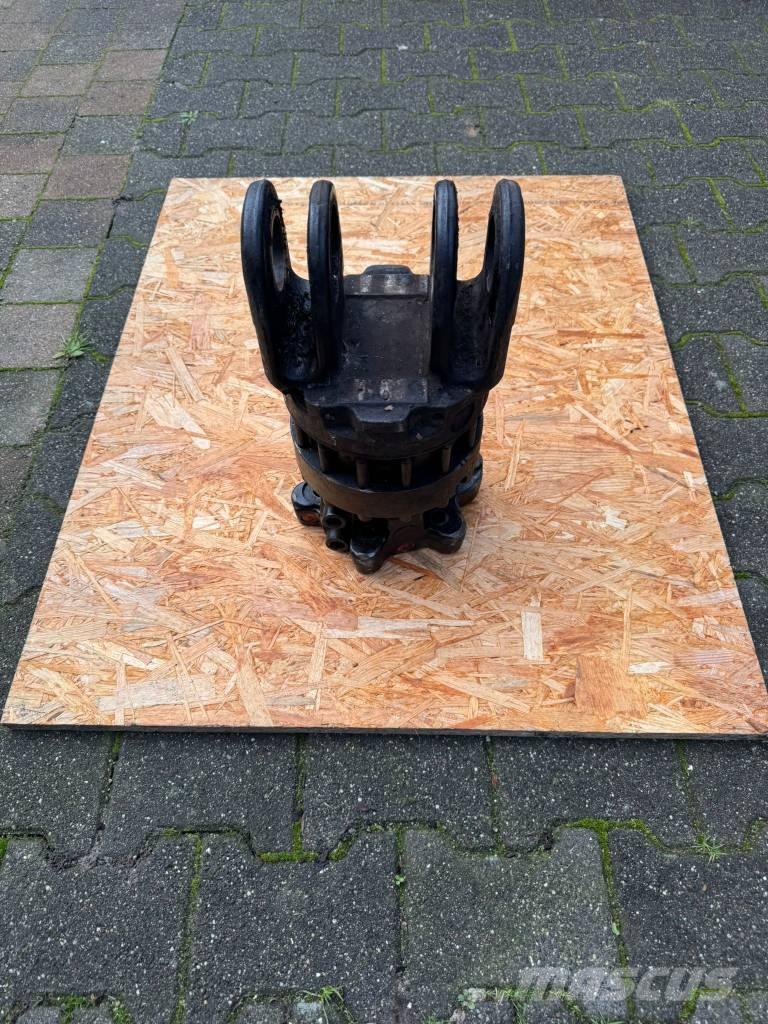 Ponsse Bear Forgatók-Építőipar