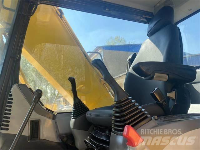 Komatsu PC160-7 Lánctalpas kotrók