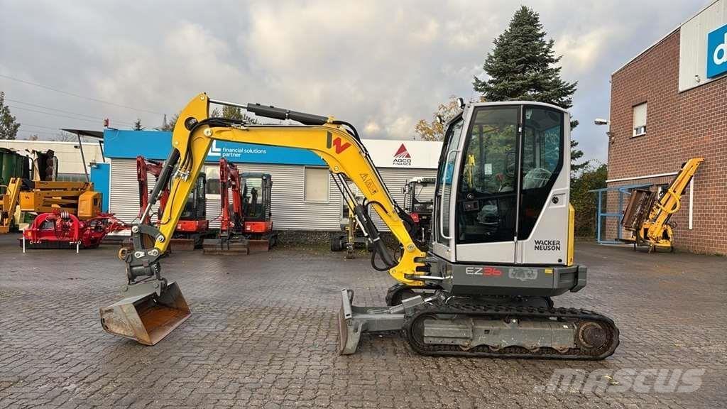 Wacker Neuson EZ36 Mini kotrók < 7t