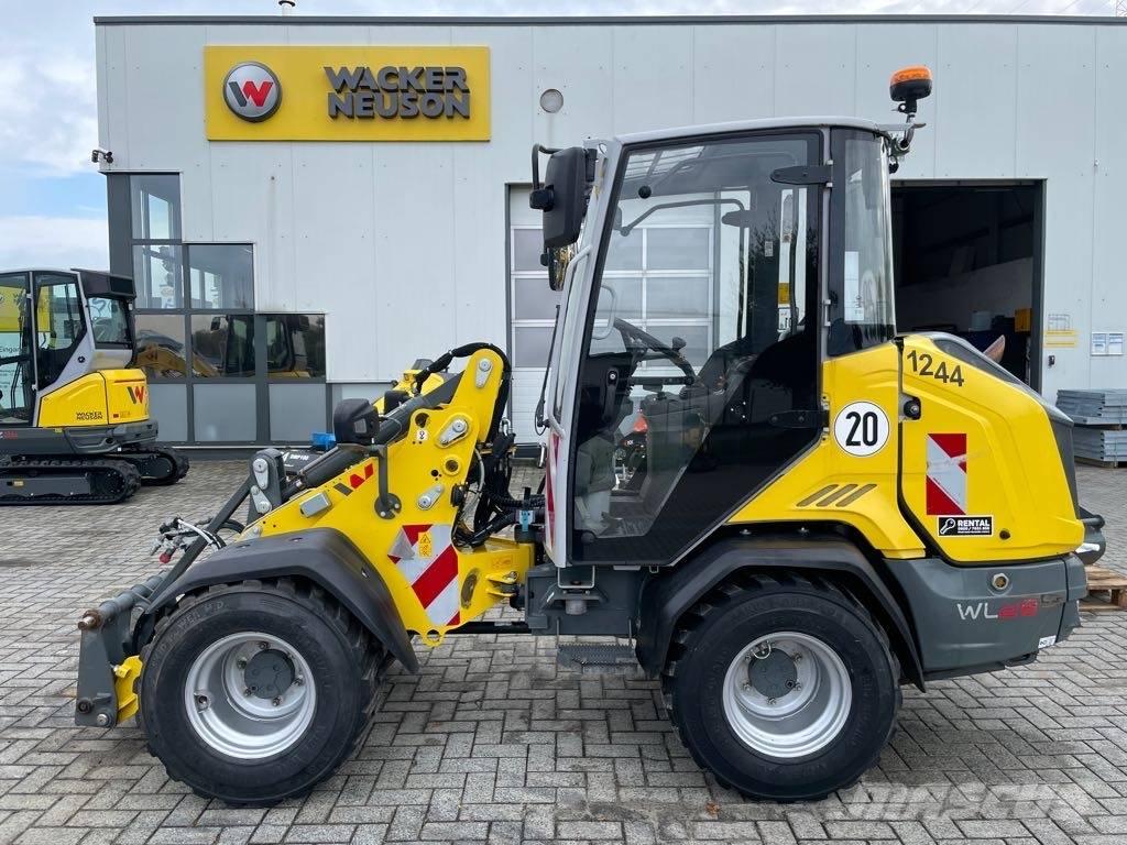 Wacker Neuson WL 28 Gumikerekes homlokrakodók