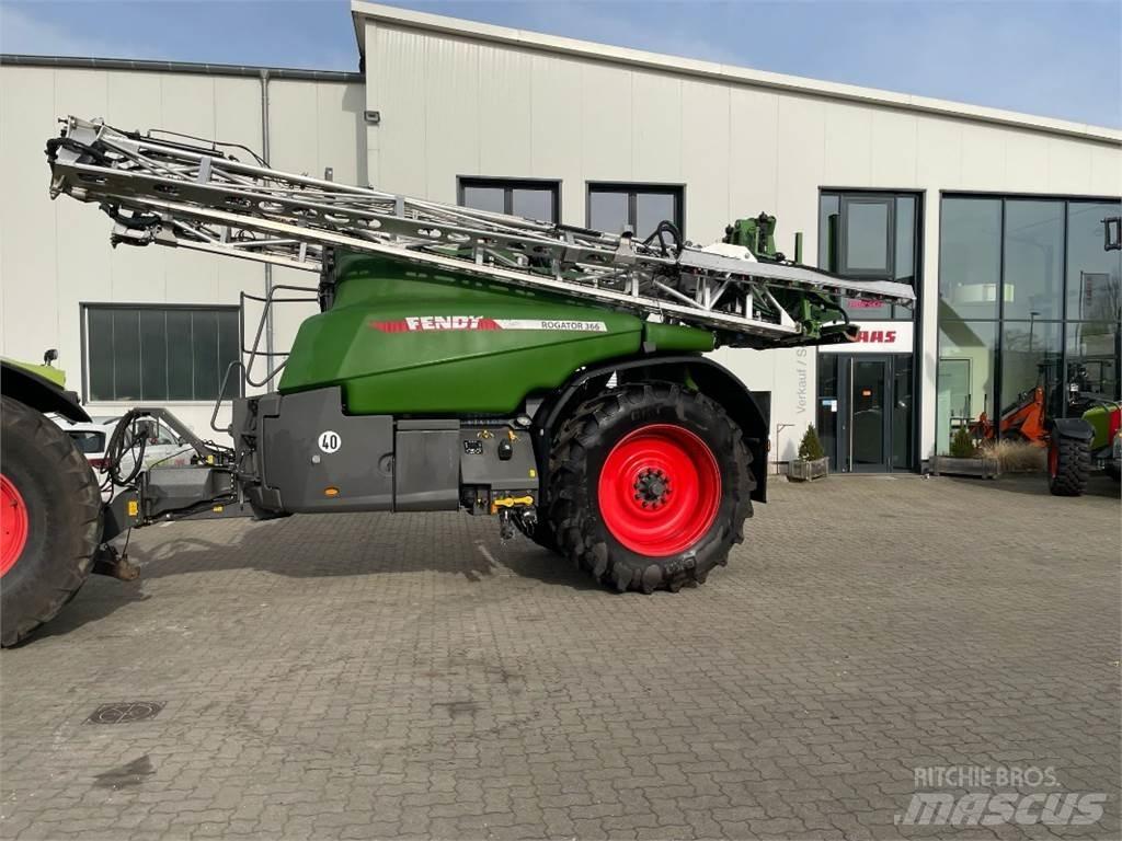 Fendt Rogator 366 Vontatott trágyaszórók