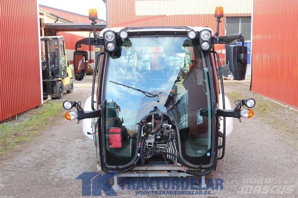 Valmet N124 Vezetőfülke és belső tartozékok