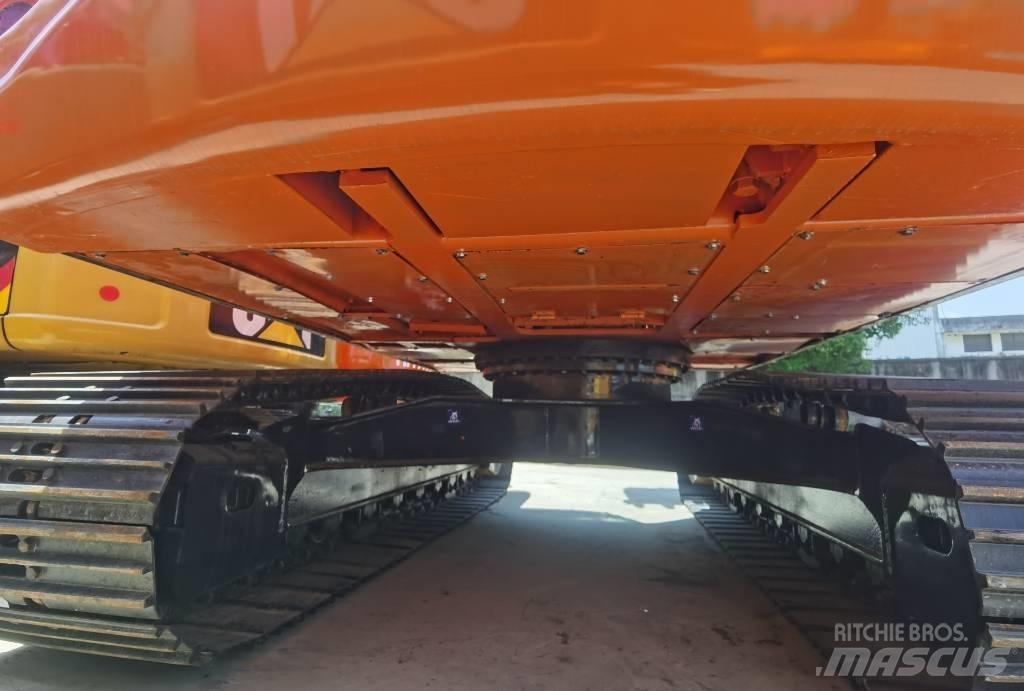 Doosan DX 225 LC Lánctalpas kotrók