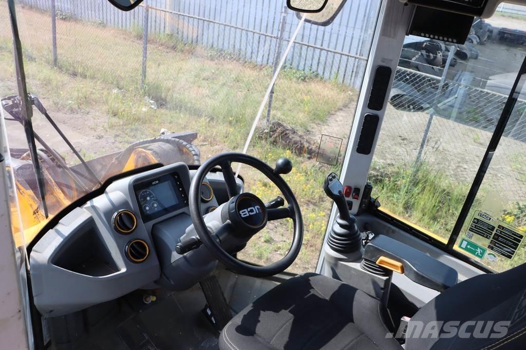 JCB 427 a5 zx Gumikerekes homlokrakodók