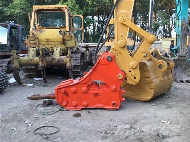 CAT 325 C Lánctalpas kotrók