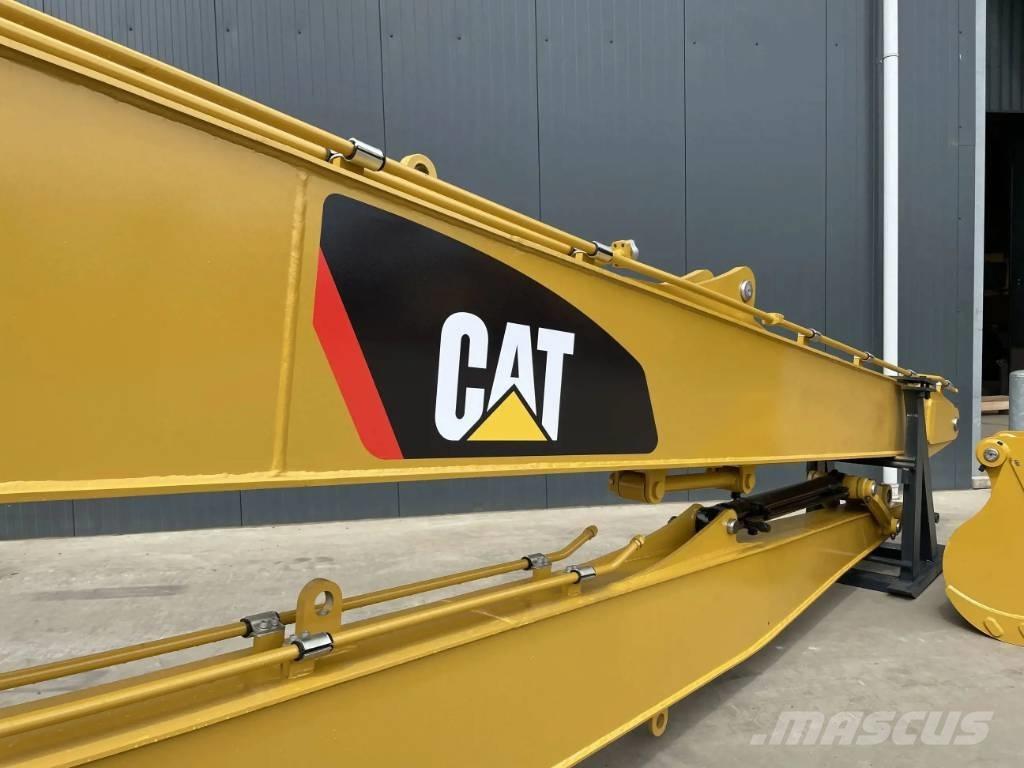 CAT 323E 18m Set Kotrók