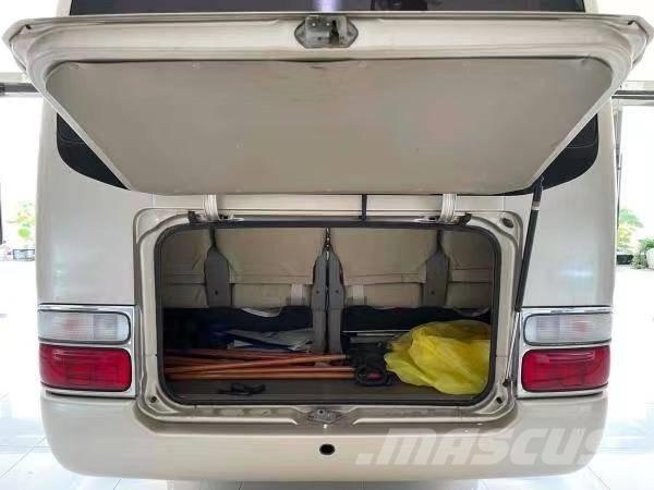 Toyota Coaster Bus Mini buszok