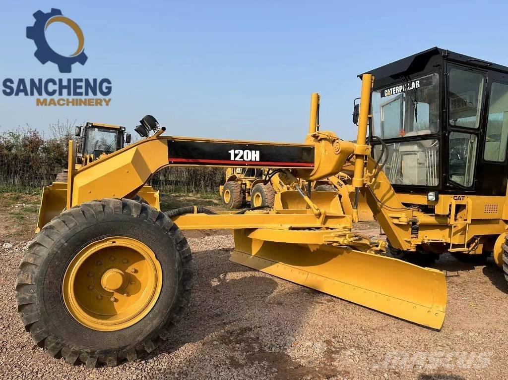 CAT 120H Gréderek