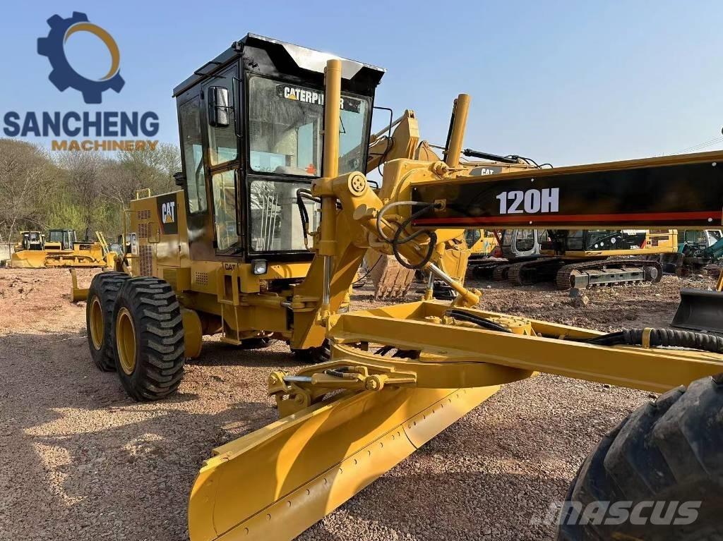 CAT 120H Gréderek