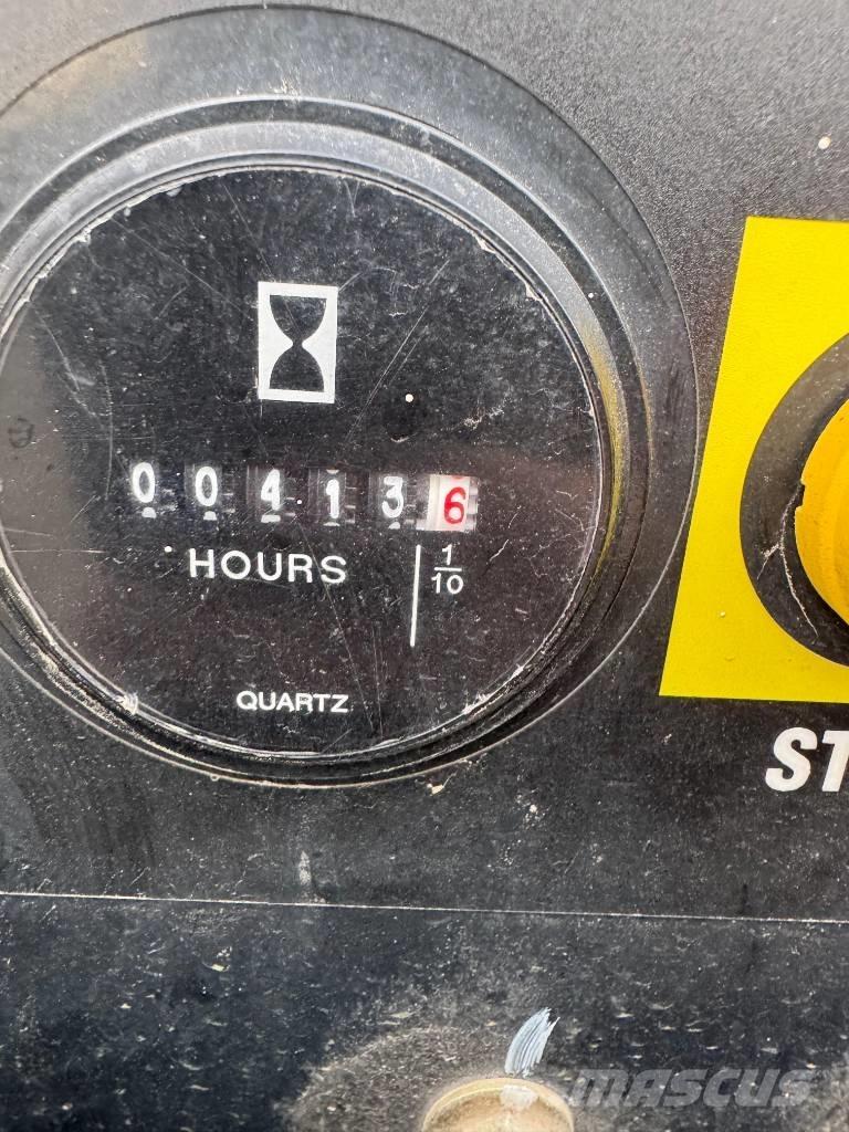 Genie GS 3369 RT Ollós emelők