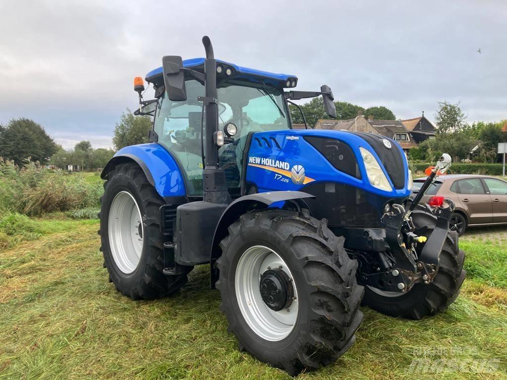 New Holland T7.225 Traktorok