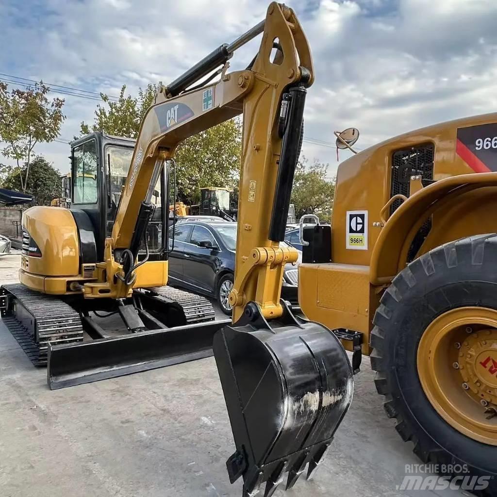 CAT 304 CR Lánctalpas kotrók
