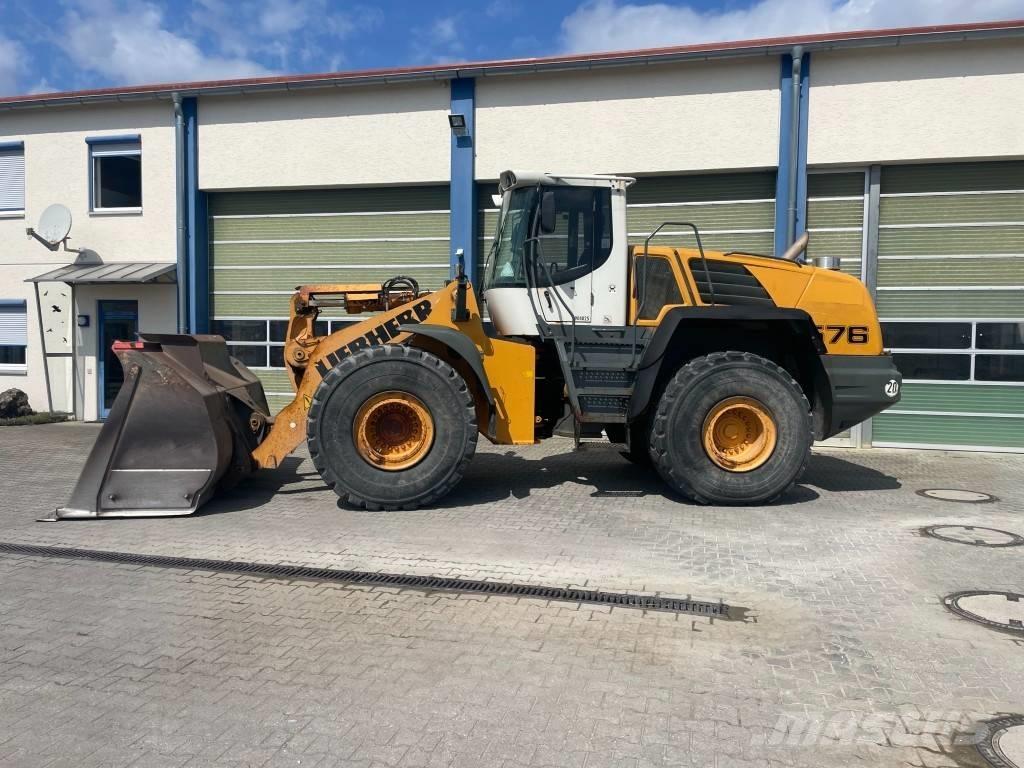 Liebherr L 576 Gumikerekes homlokrakodók