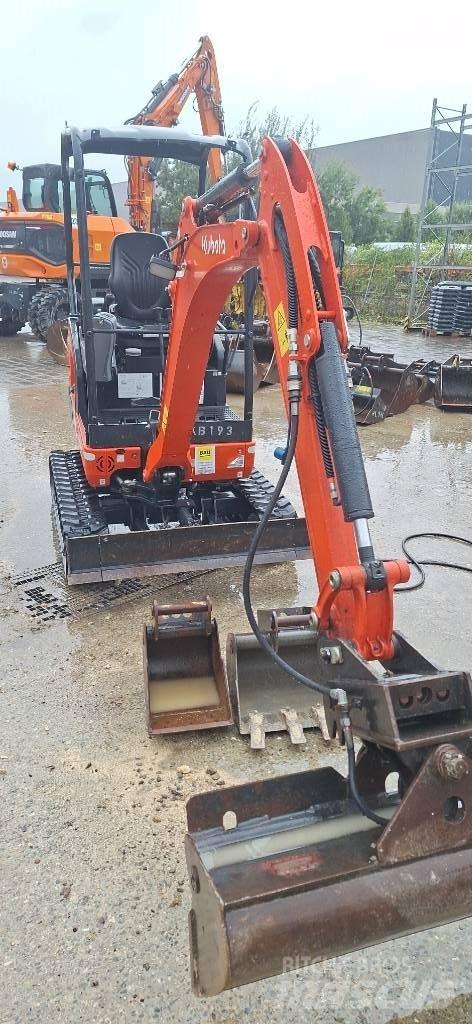 Kubota KX 019-4 Mini kotrók < 7t