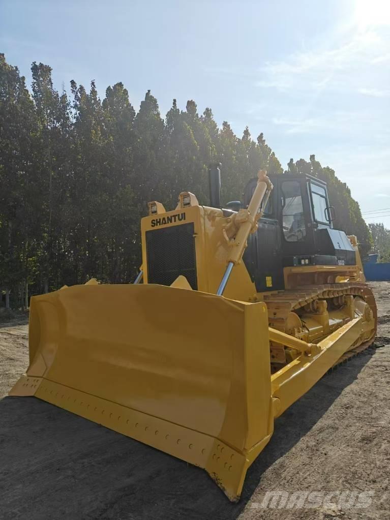 Shantui SD 32 lánctalpas dózerek