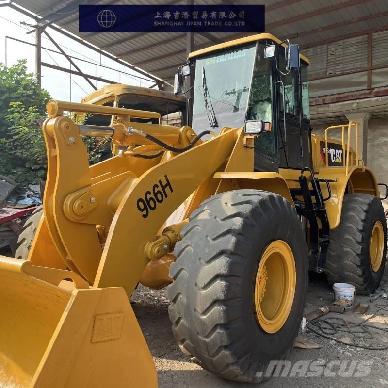 CAT 966 H Gumikerekes homlokrakodók