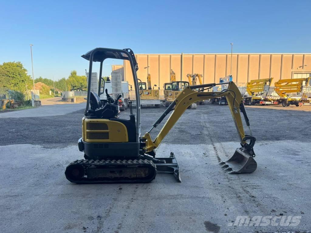 Wacker Neuson EZ 17 Mini kotrók < 7t