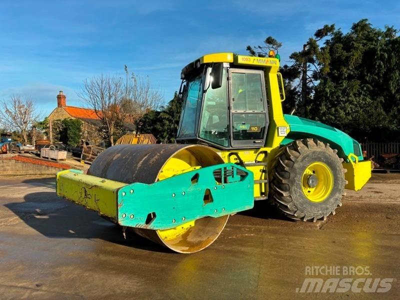 Ammann ASC 110 Egydobos hengerek
