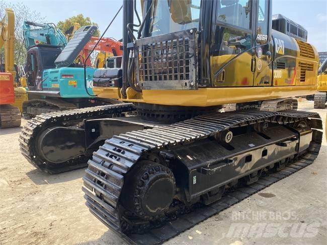 CAT 330 D Lánctalpas kotrók