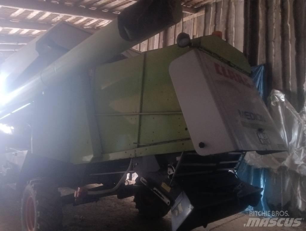 CLAAS Medion 310 Kombájnok