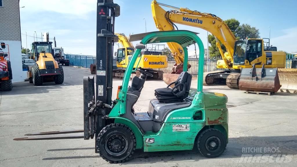 Mitsubishi FD 25 N Dízel targoncák