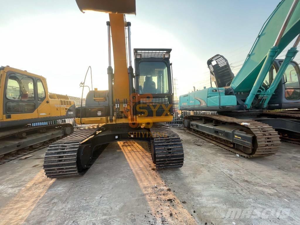CAT 320 D Lánctalpas kotrók
