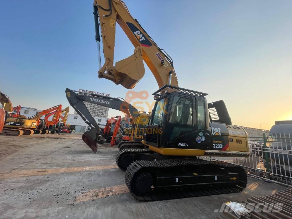 CAT 320 D Lánctalpas kotrók